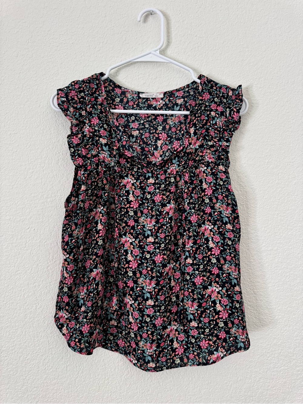 Timing Navy Floral Flutter-Sleeve Blouse